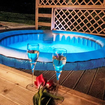 Holiday home Leonardo By Interhome Albonico